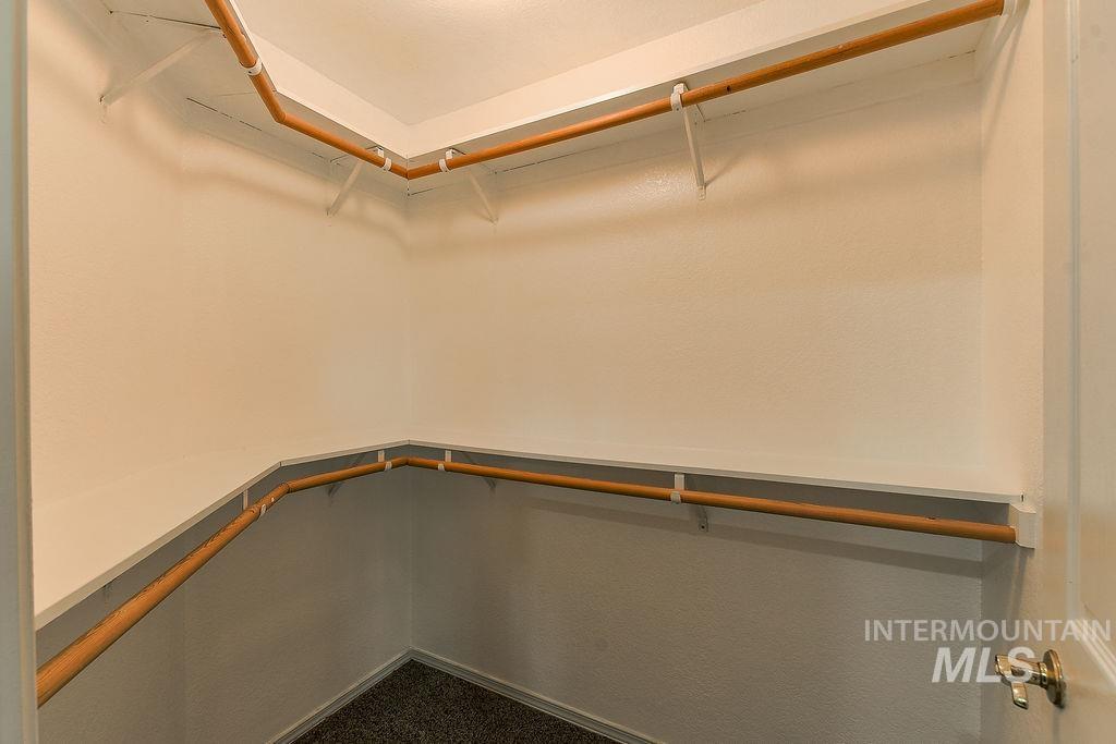 2242 Chukar Ln. Property Photo 33