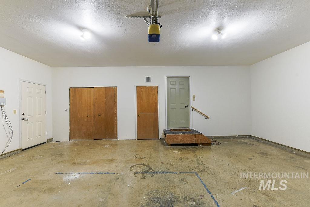 2242 Chukar Ln. Property Photo 37