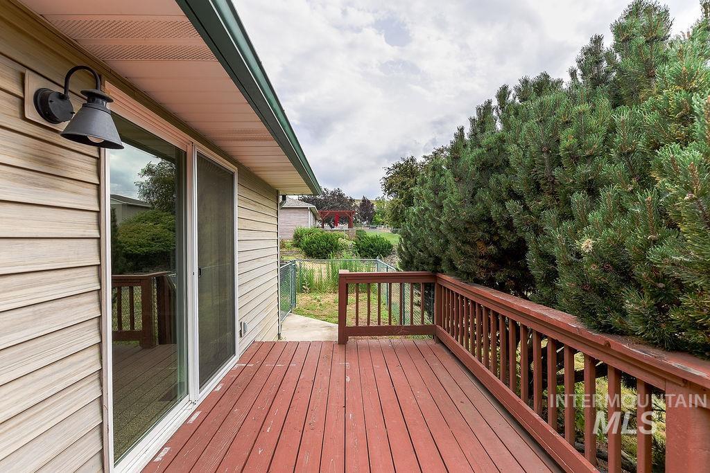 2242 Chukar Ln. Property Photo 40