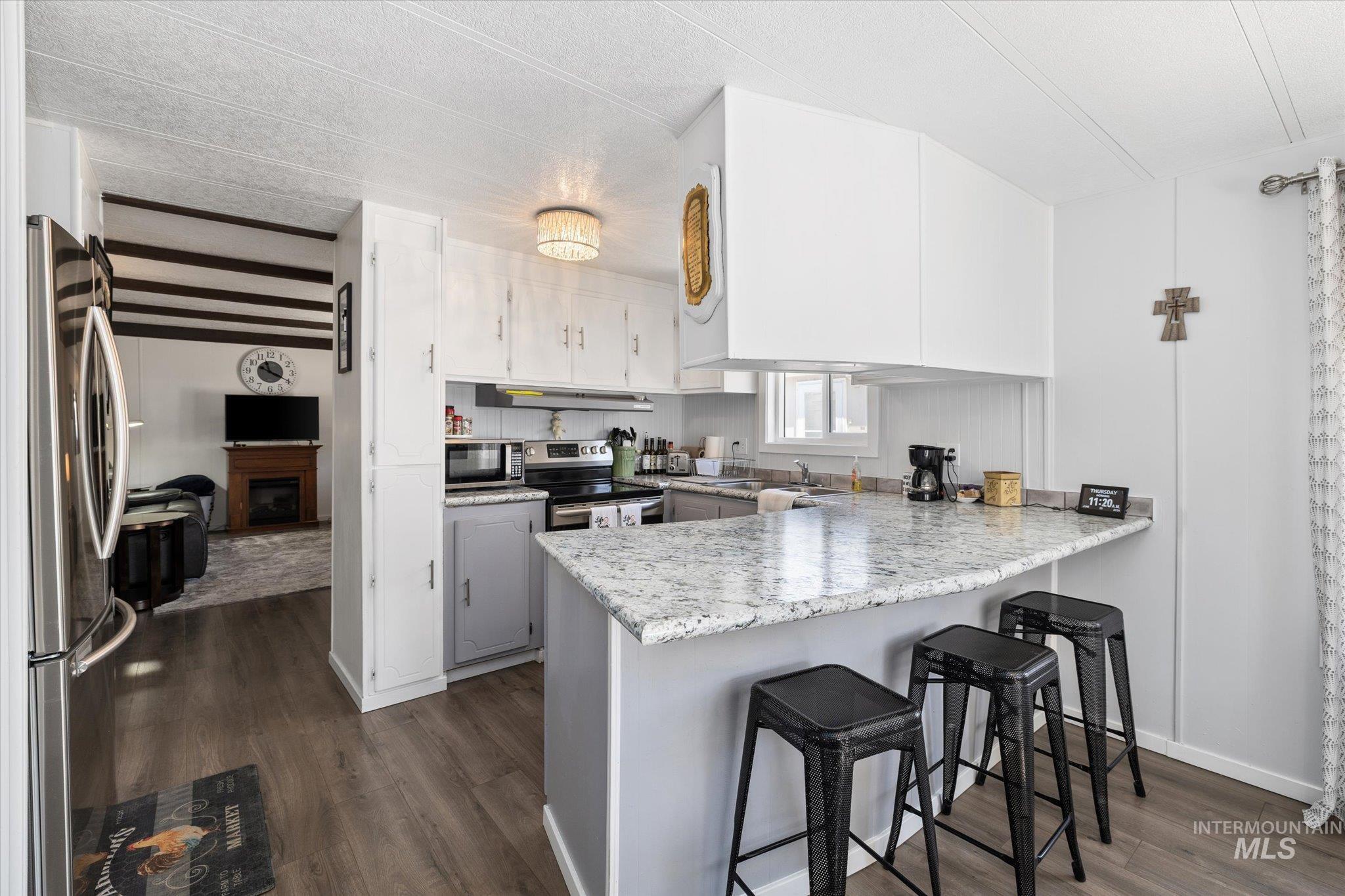 5573 Fairfax Ln Property Photo 14