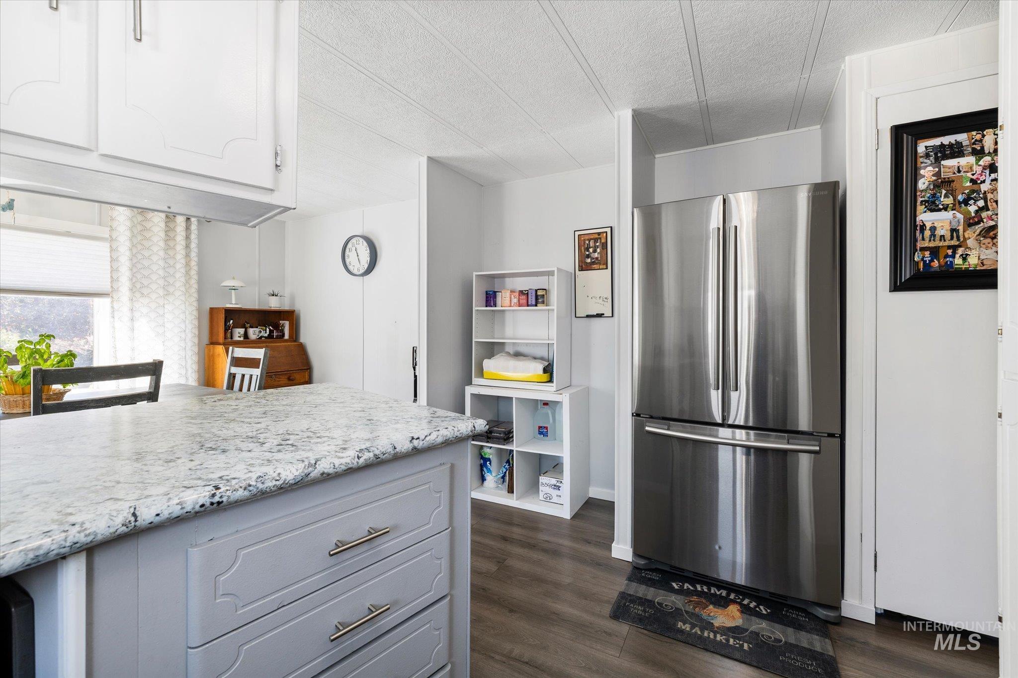 5573 Fairfax Ln Property Photo 19