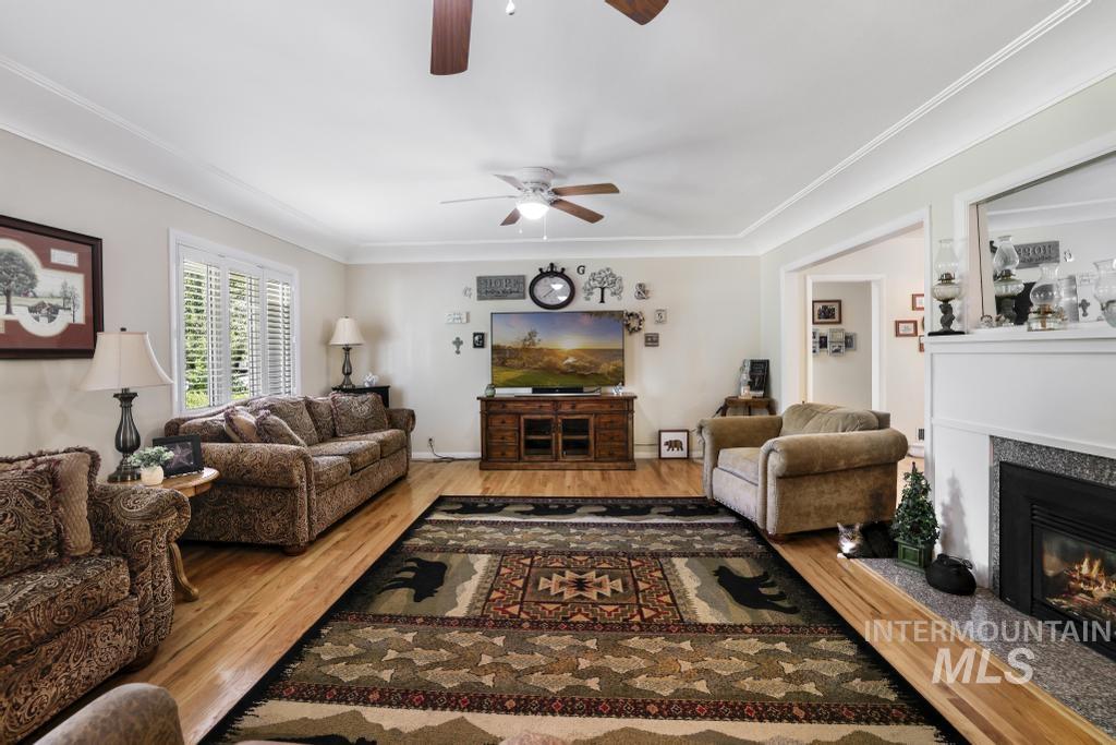 429 Buchanan St. Property Photo 5