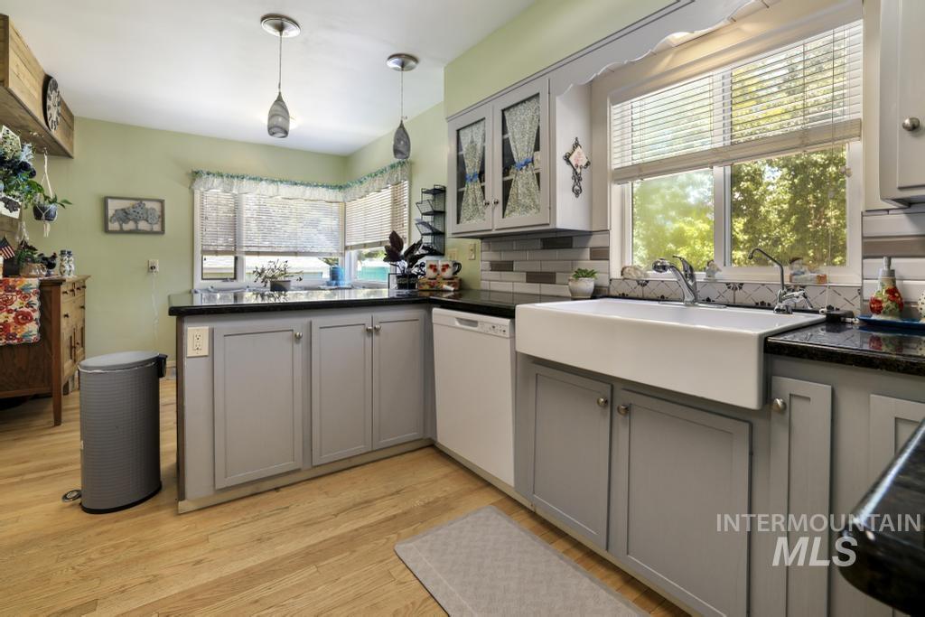 429 Buchanan St. Property Photo 8