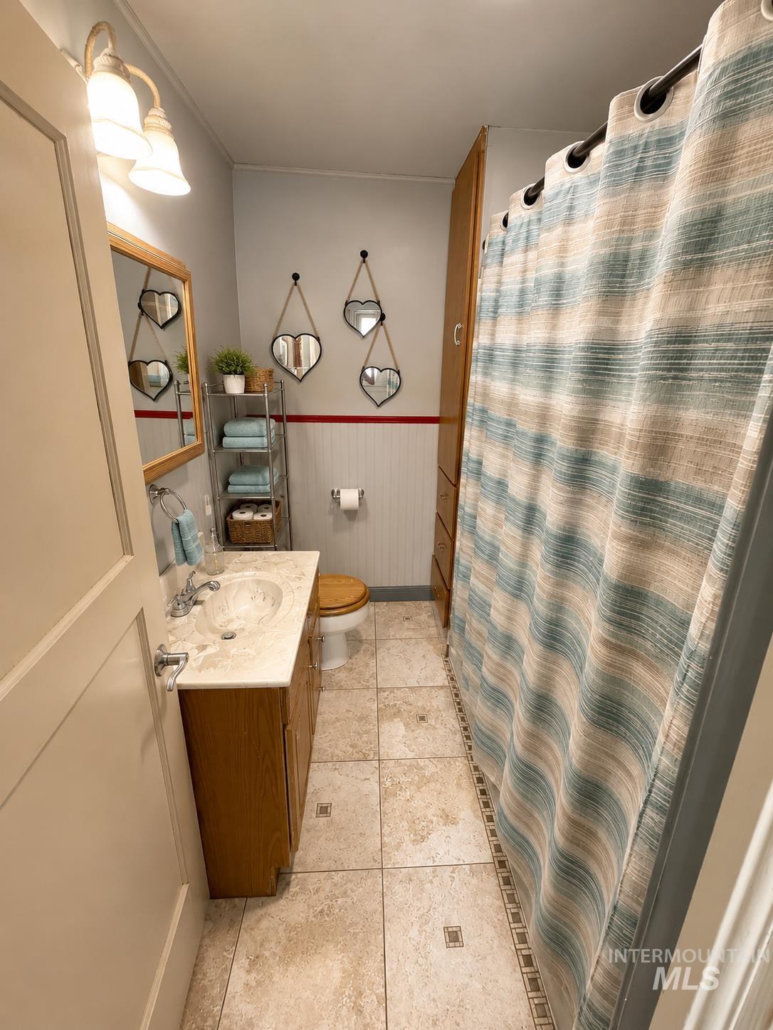 1122 11th St. Property Photo 6