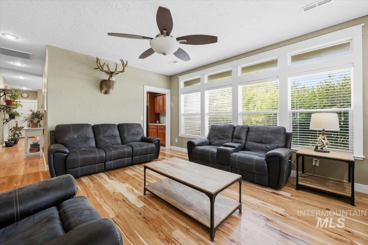 3524 Catalina Ave. Property Photo 10
