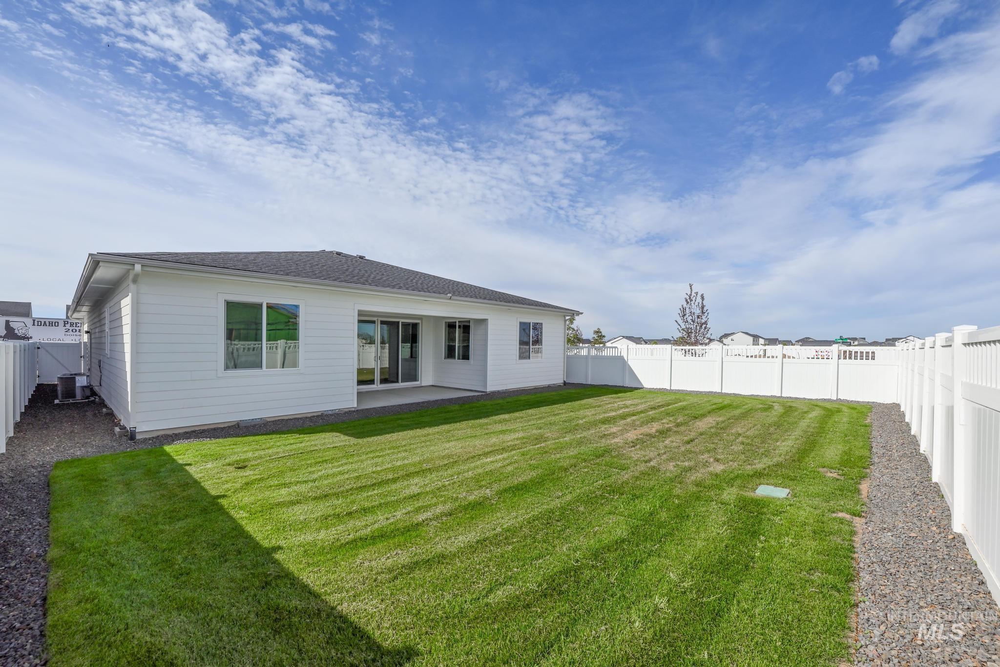 1946 W Arya St Property Photo 23