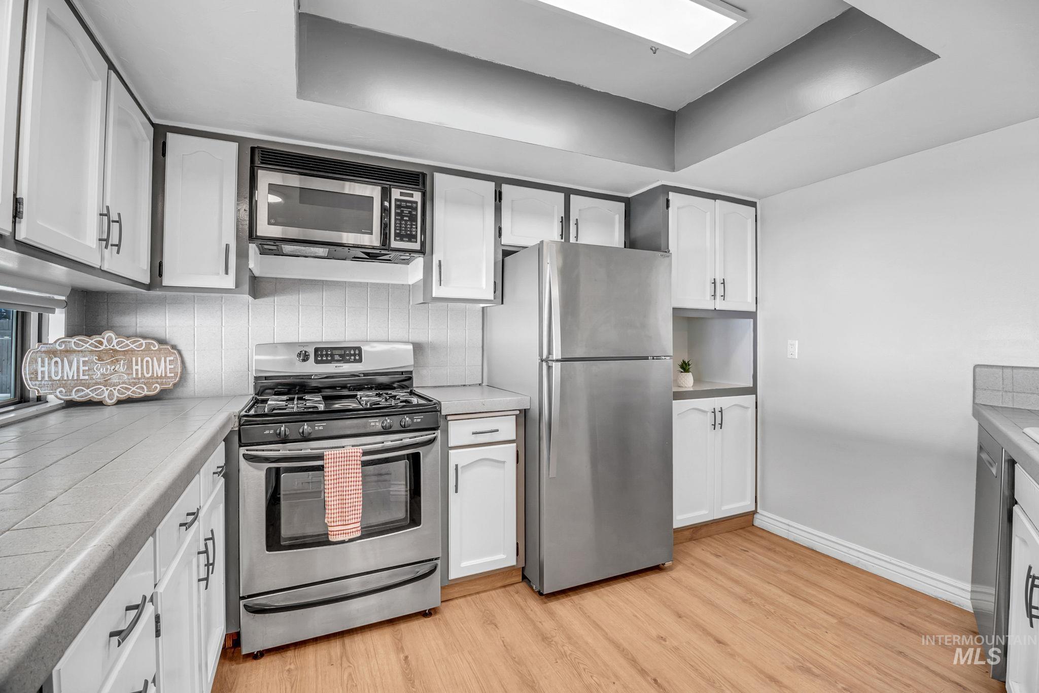 790 Academic Dr. Property Photo 24