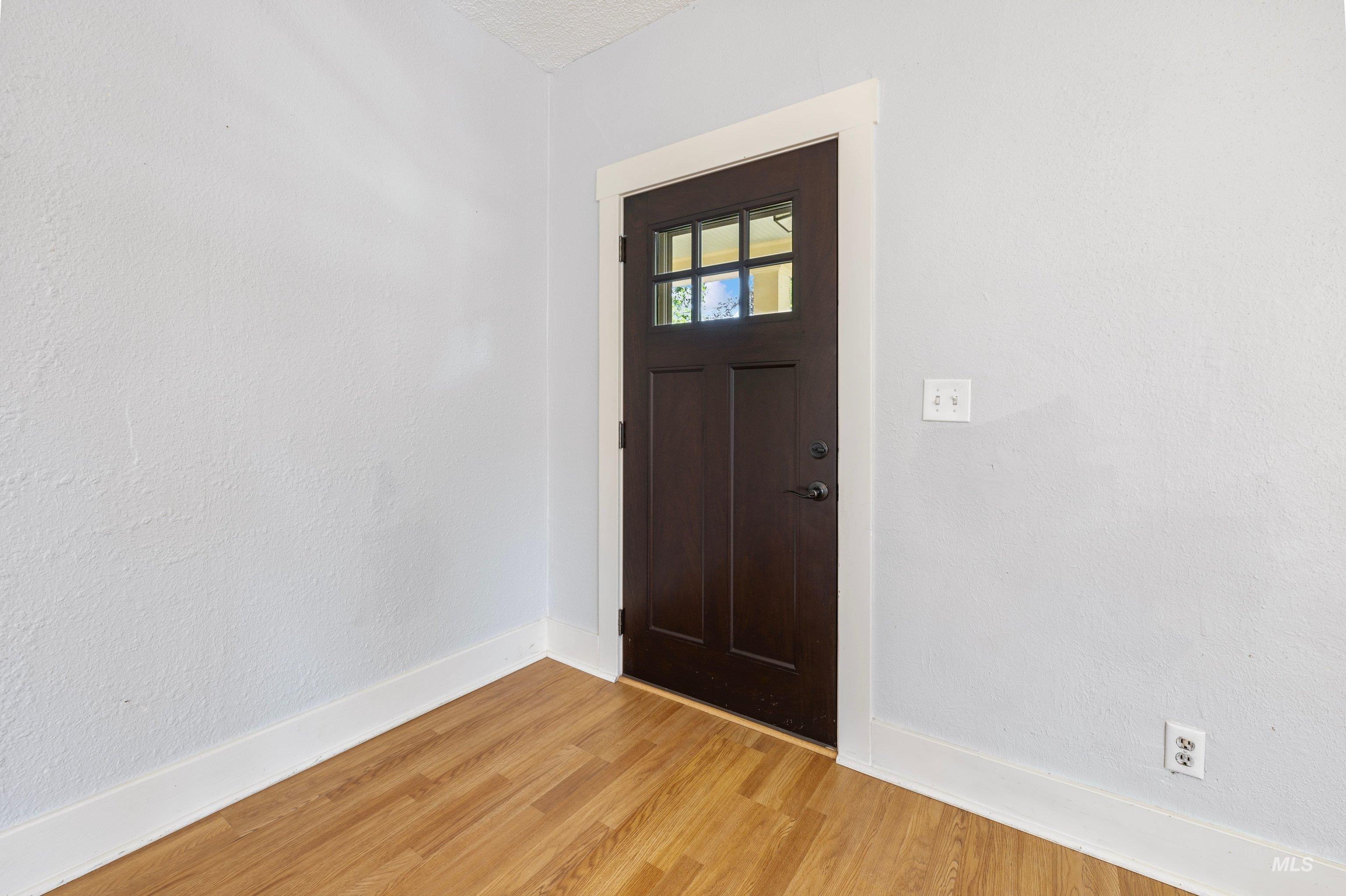 1805 3rd Street S Property Photo 6