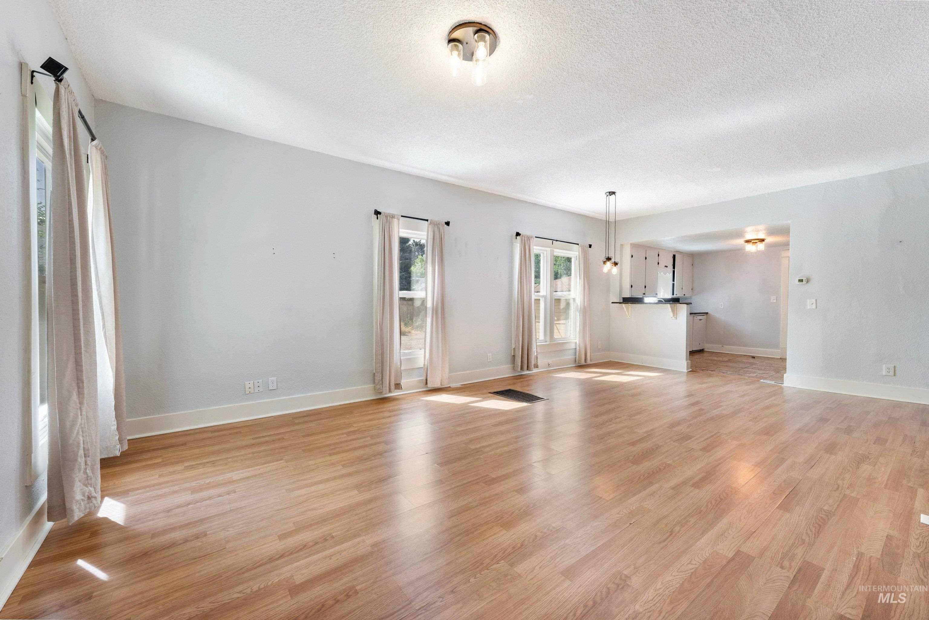 1805 3rd Street S Property Photo 7
