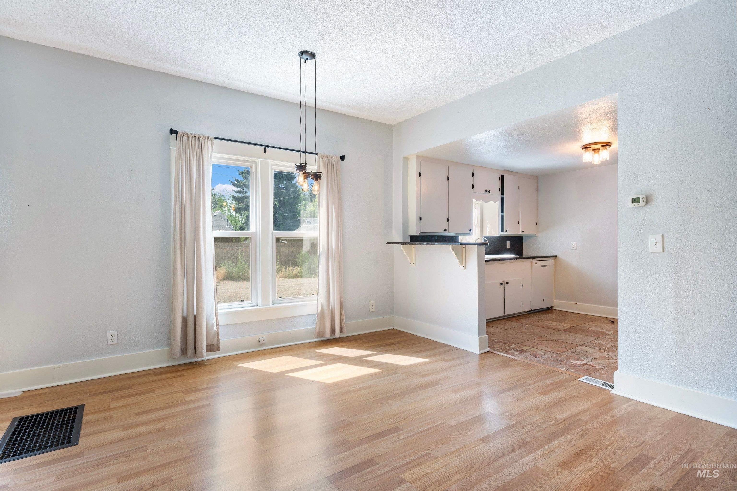1805 3rd Street S Property Photo 9