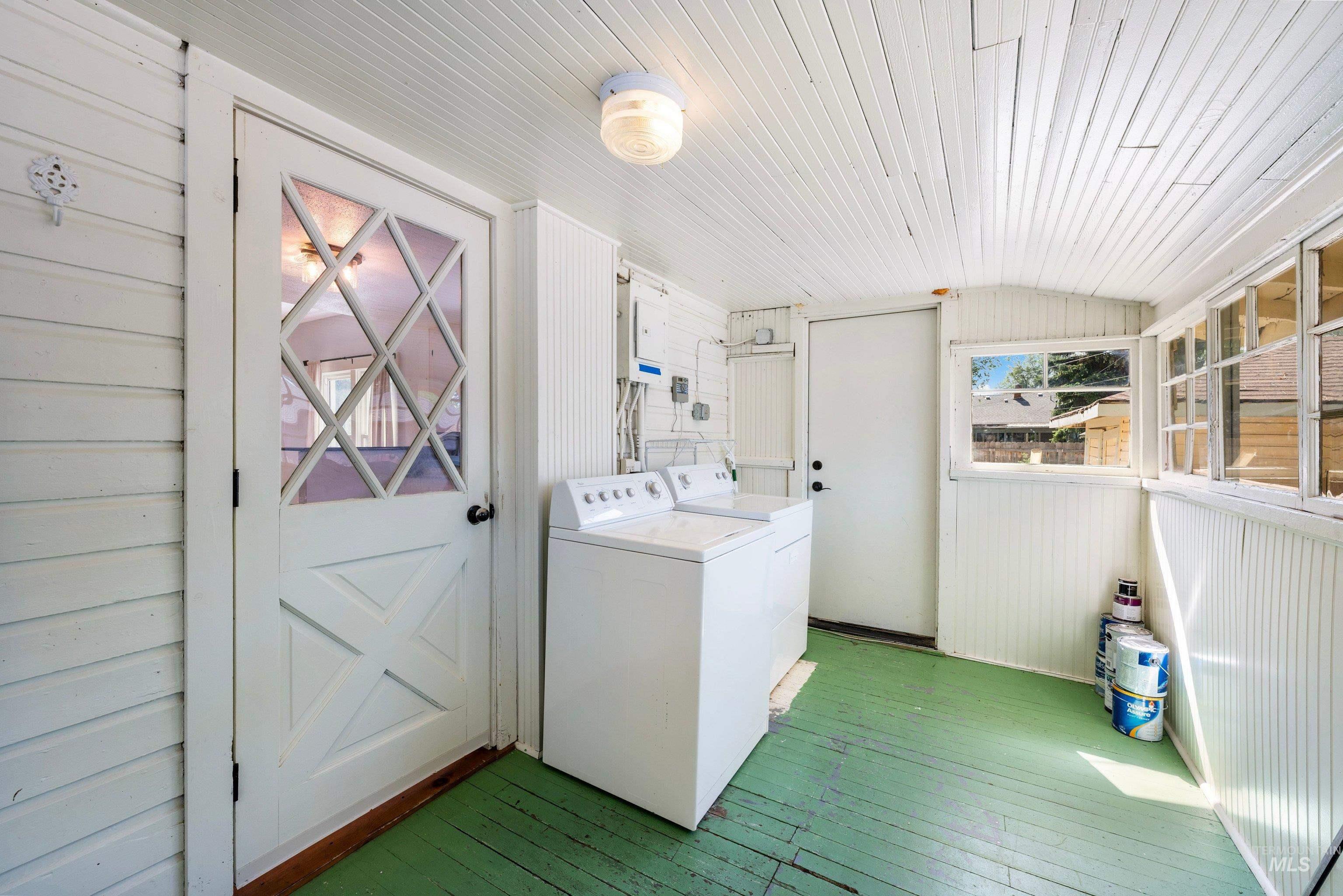 1805 3rd Street S Property Photo 22