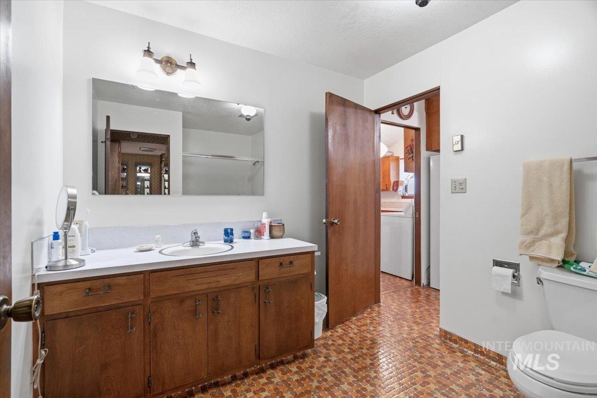 227 Manard Ave Property Photo 25