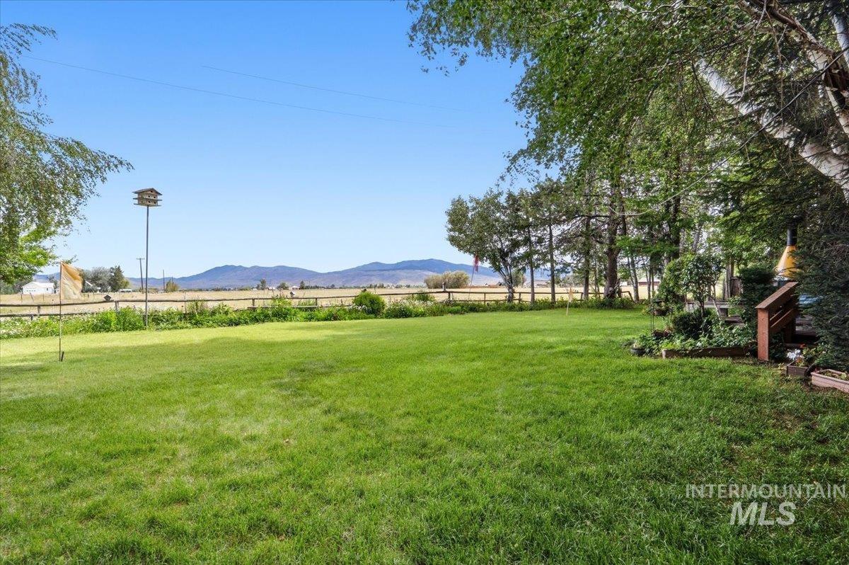 227 Manard Ave Property Photo 43