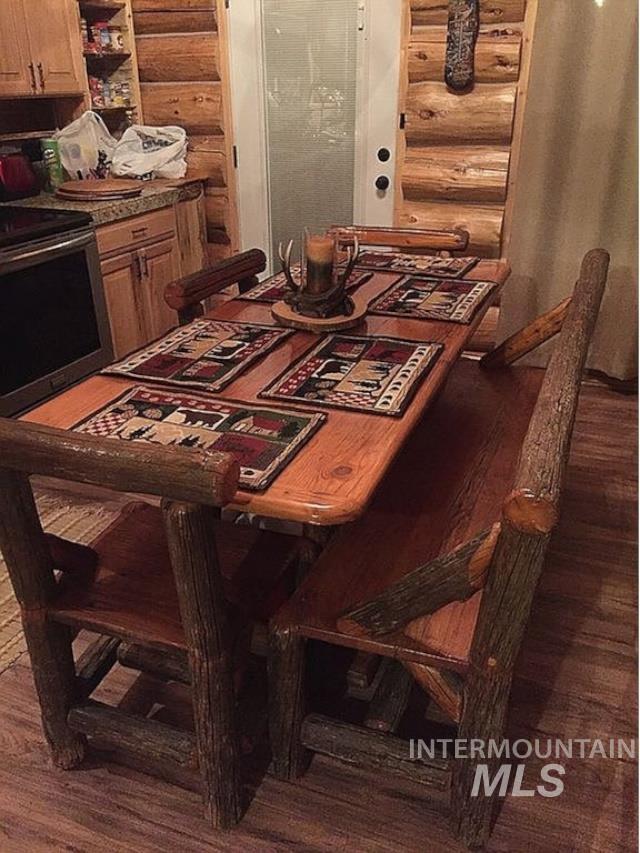 1413 Stone Ln Property Photo 9