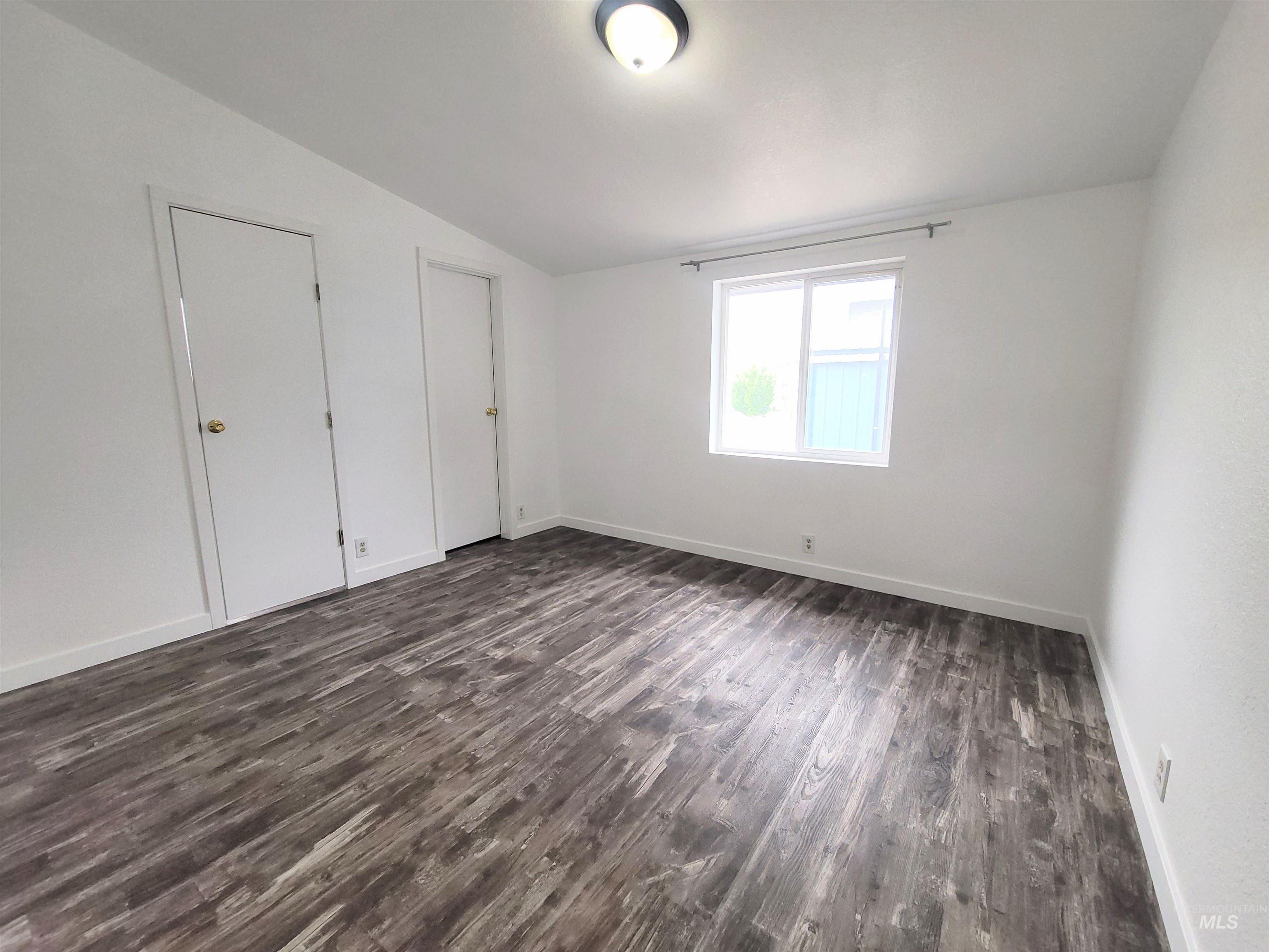 1380 Poplar St. Property Photo 15