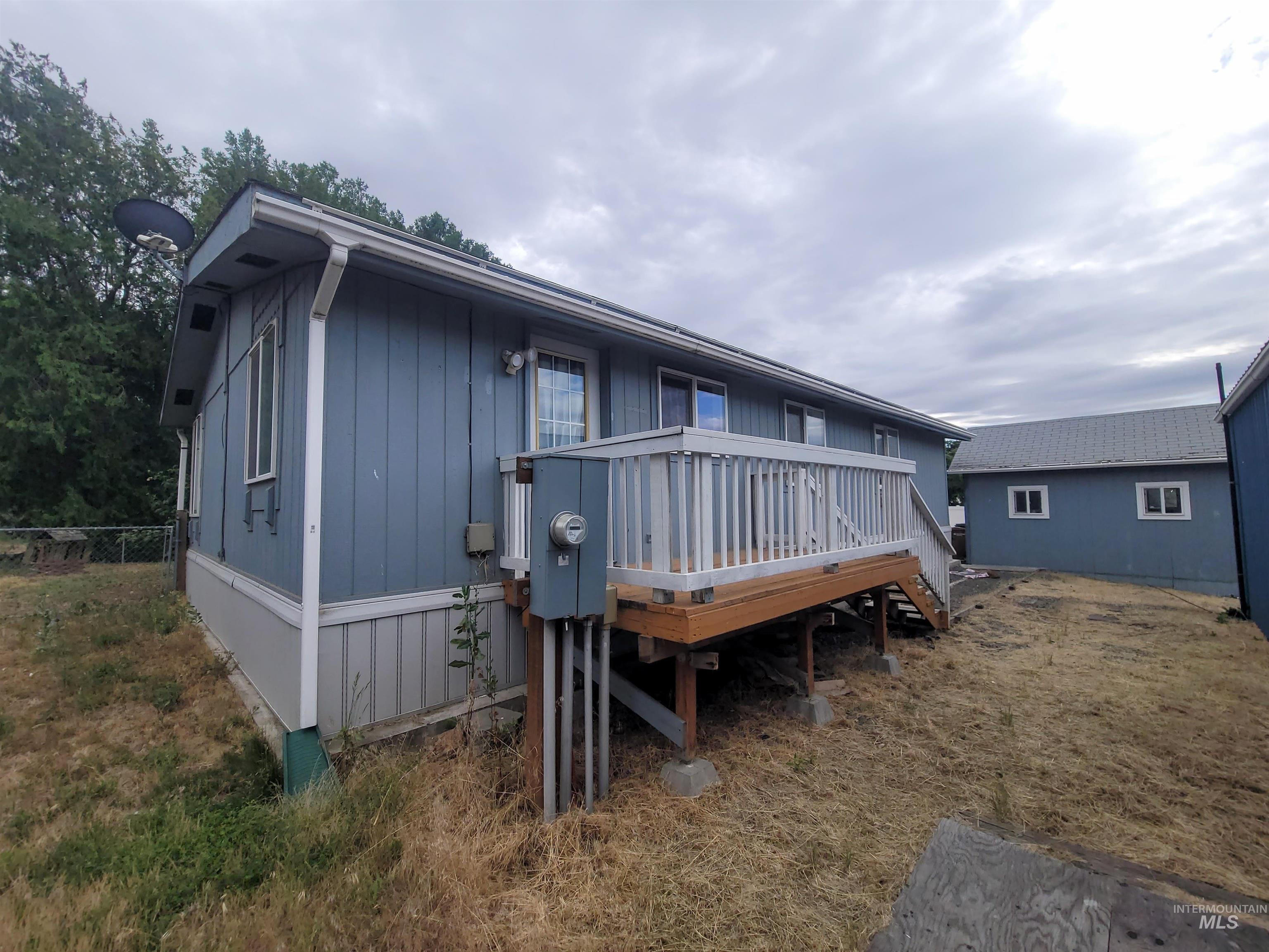 1380 Poplar St. Property Photo 25