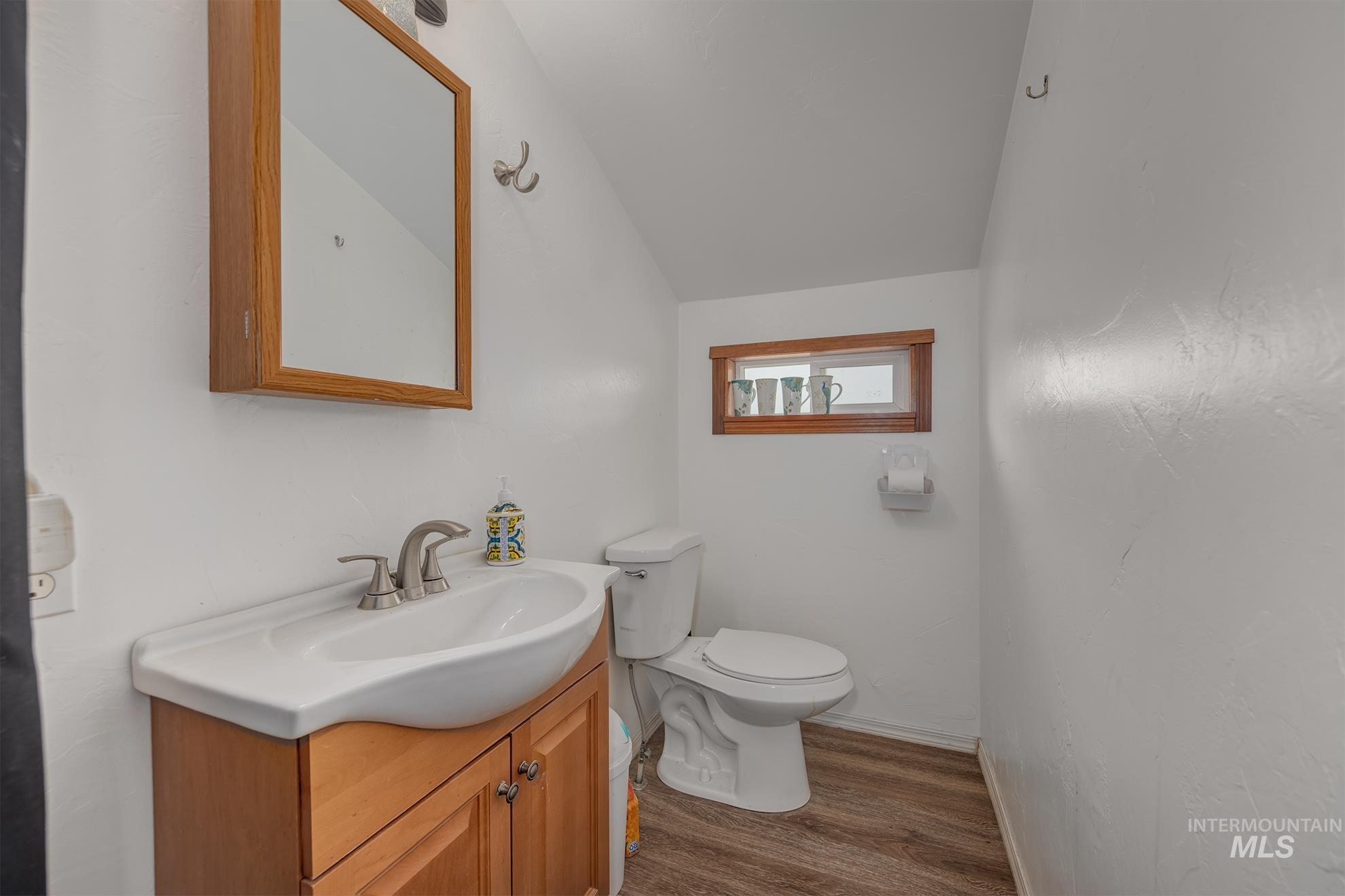 3881 E Island Rd Property Photo 24