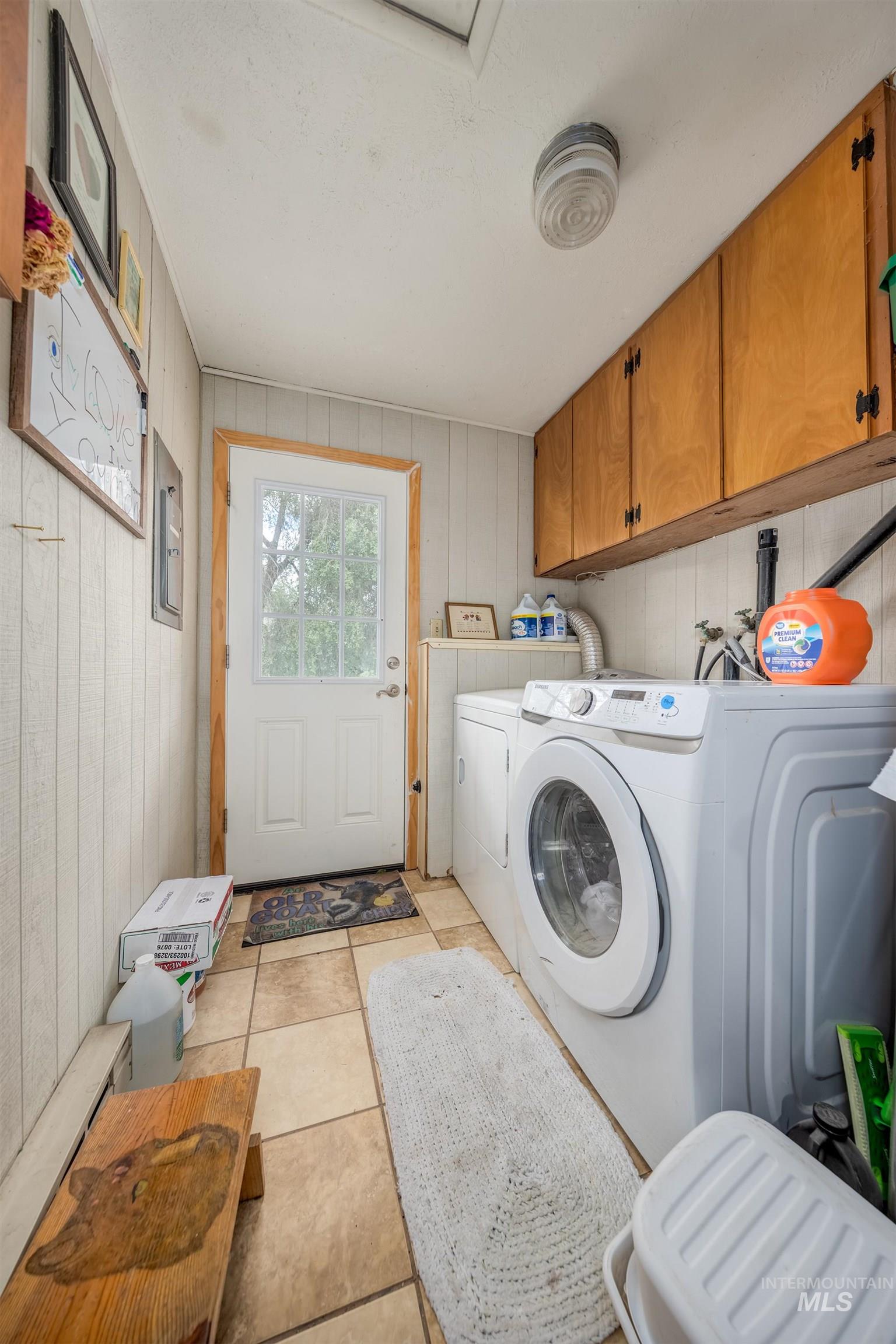 3881 E Island Rd Property Photo 36