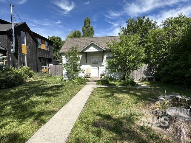 918, 920 S Jefferson Property Photo 23