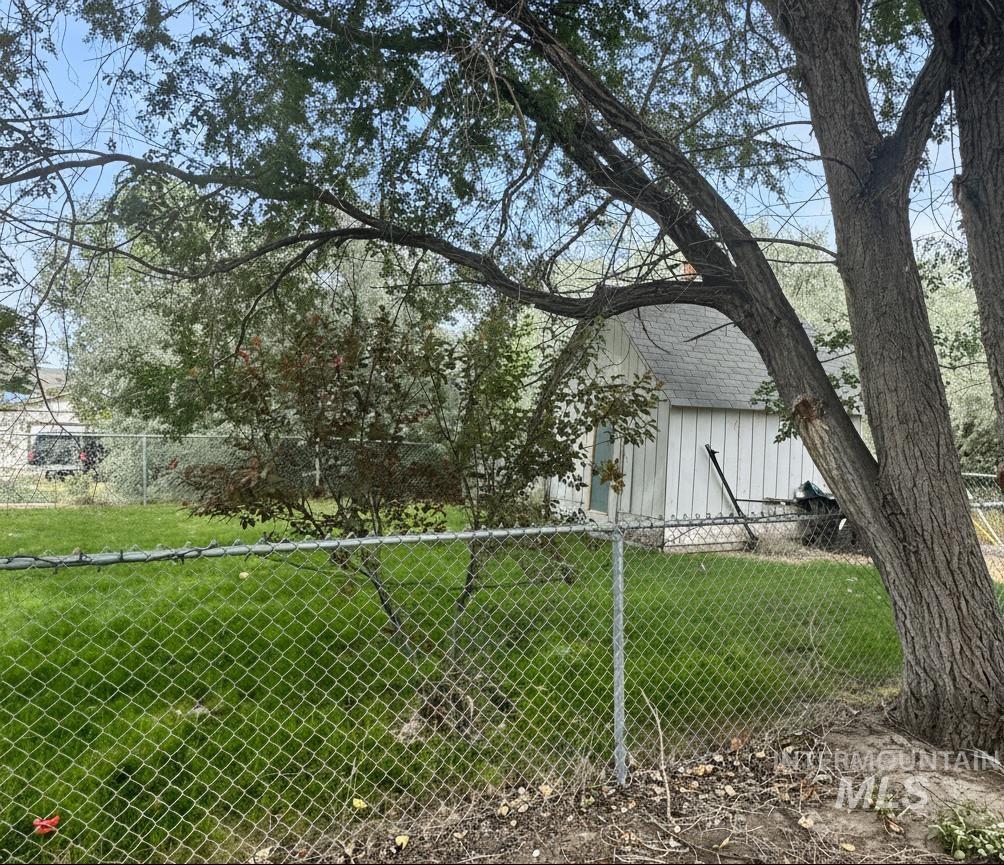 198 2nd Avenue South Property Photo 20