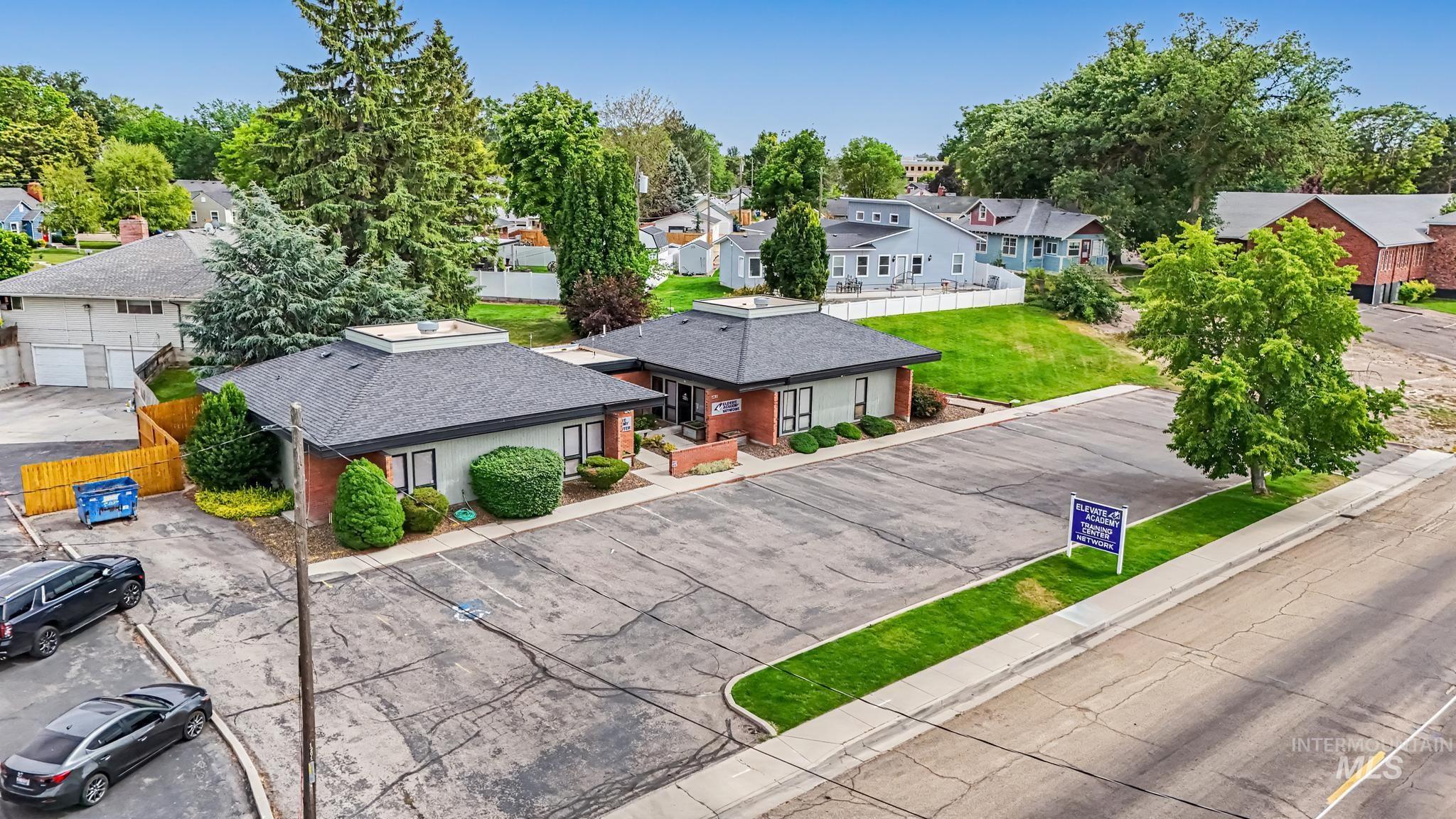 1207- 1211 Kimball Property Photo 2
