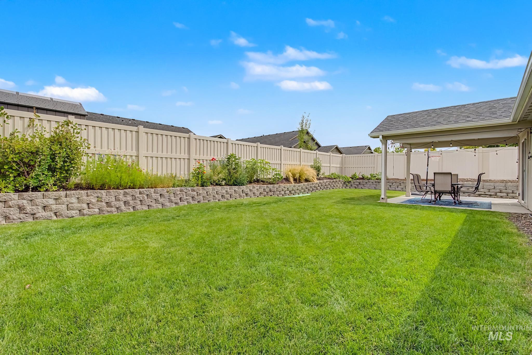 2129 E Elm Grove Dr. Property Photo 4