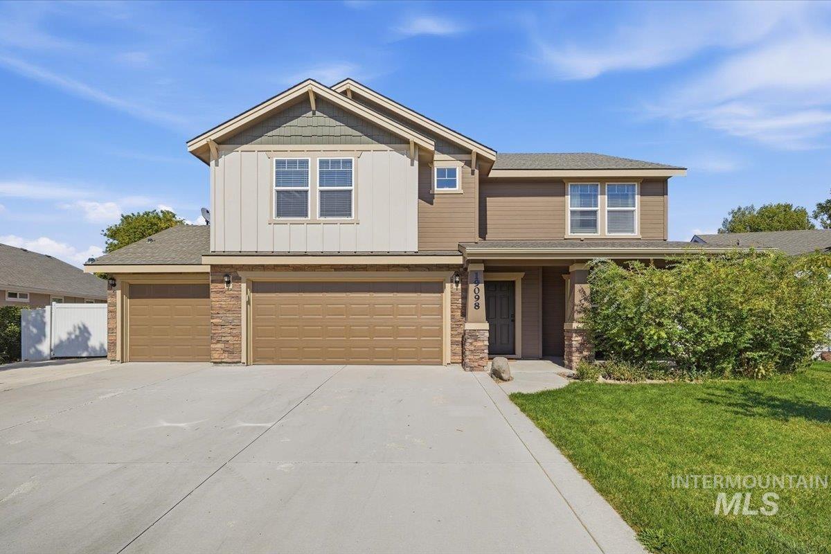 19098 Kenney Way Property Photo 1