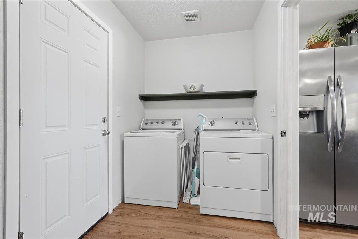 19098 Kenney Way Property Photo 11