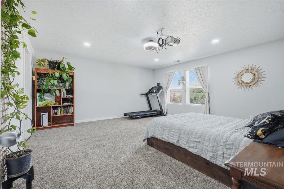 19098 Kenney Way Property Photo 15