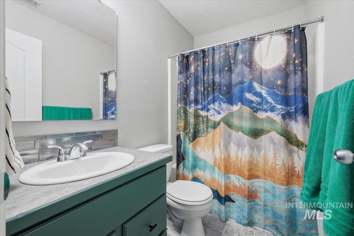 19098 Kenney Way Property Photo 21