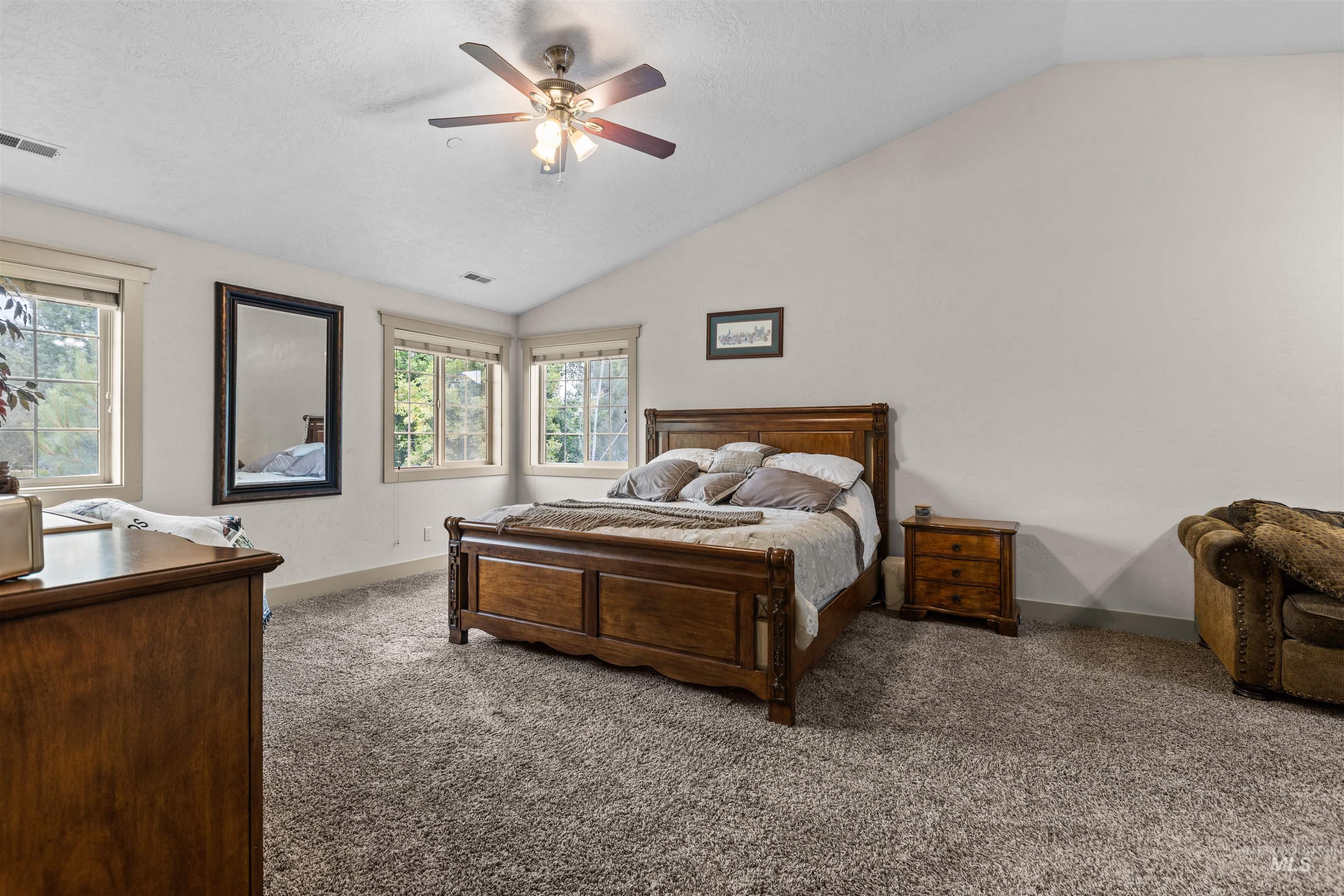 5209 Green Valley Place Property Photo 24