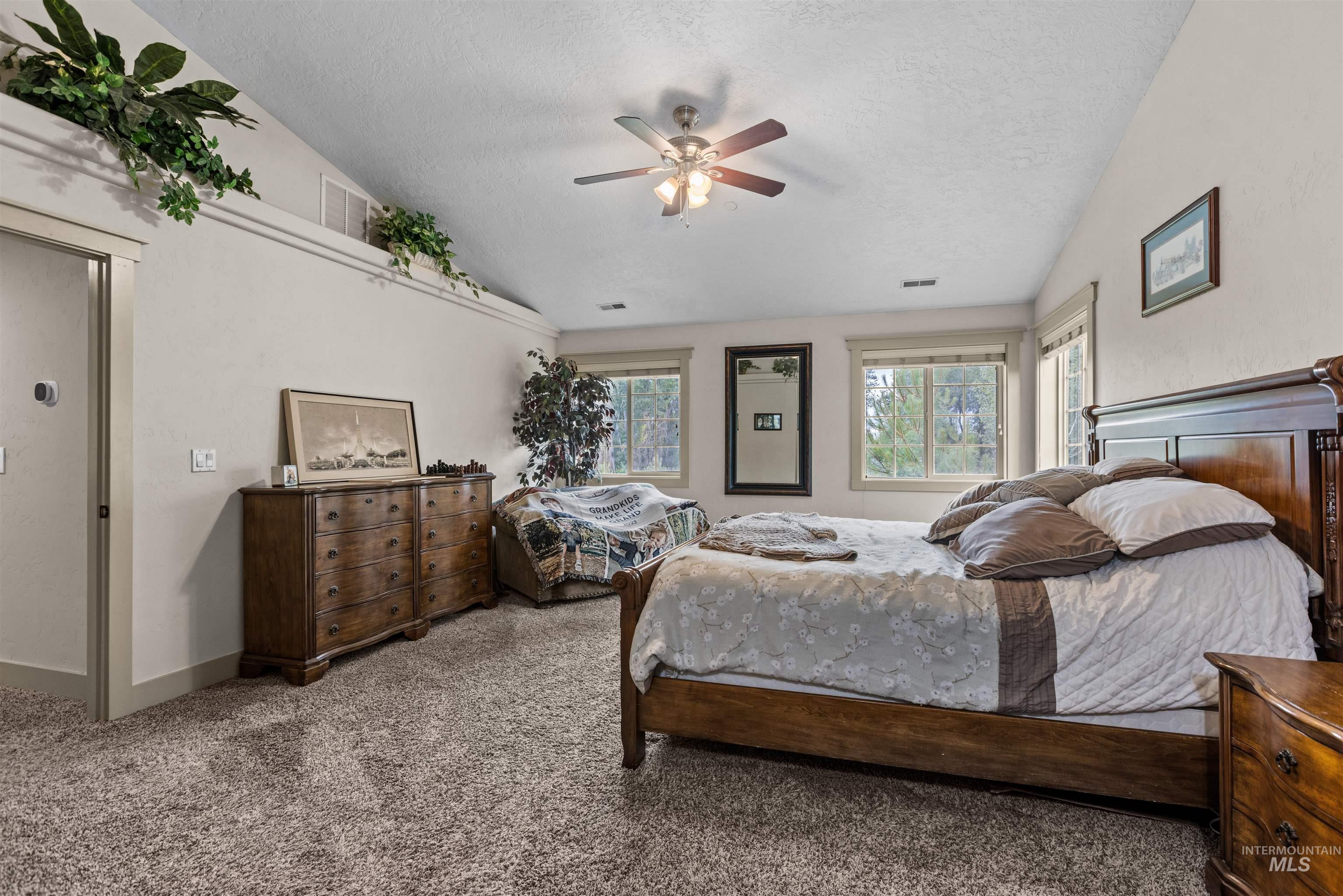 5209 Green Valley Place Property Photo 25