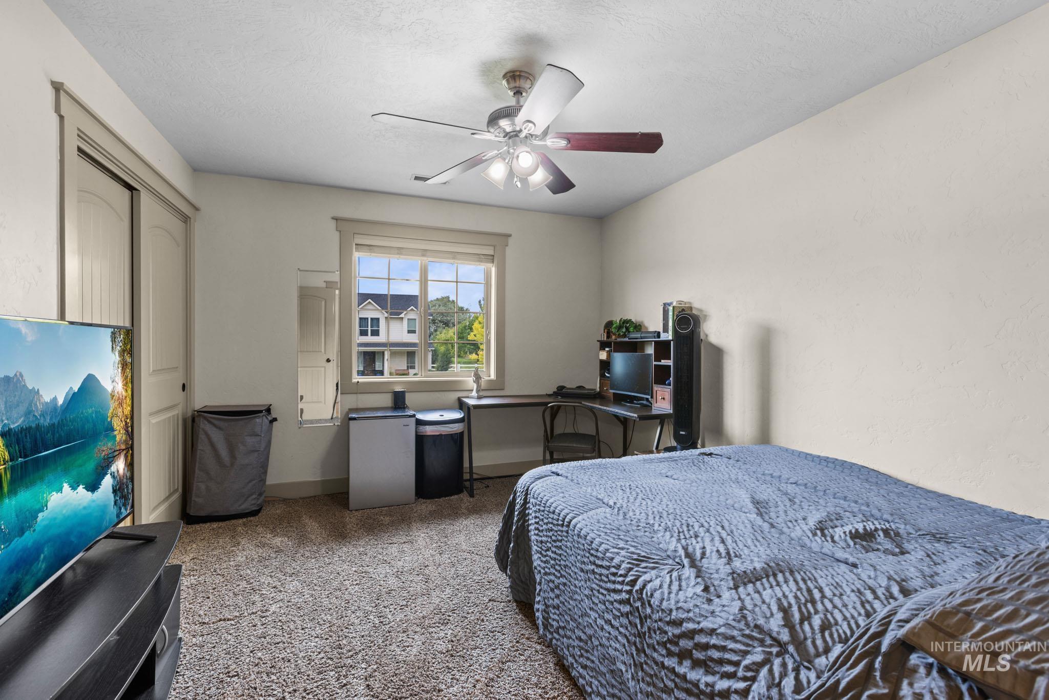 5209 Green Valley Place Property Photo 36