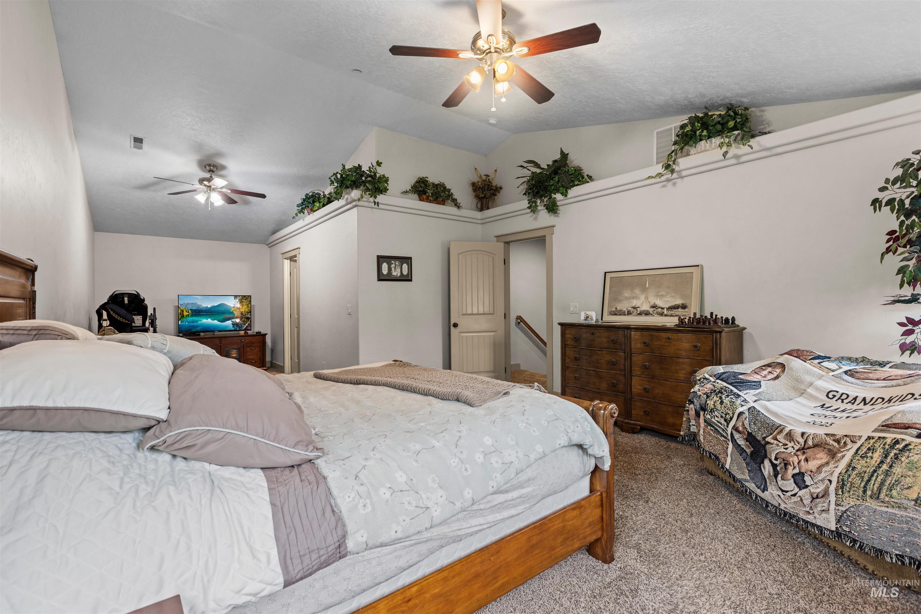 5209 Green Valley Place Property Photo 39