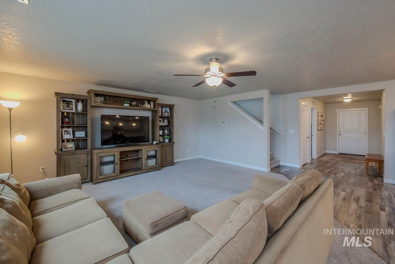 7652 E Lafayette Street Property Photo 8