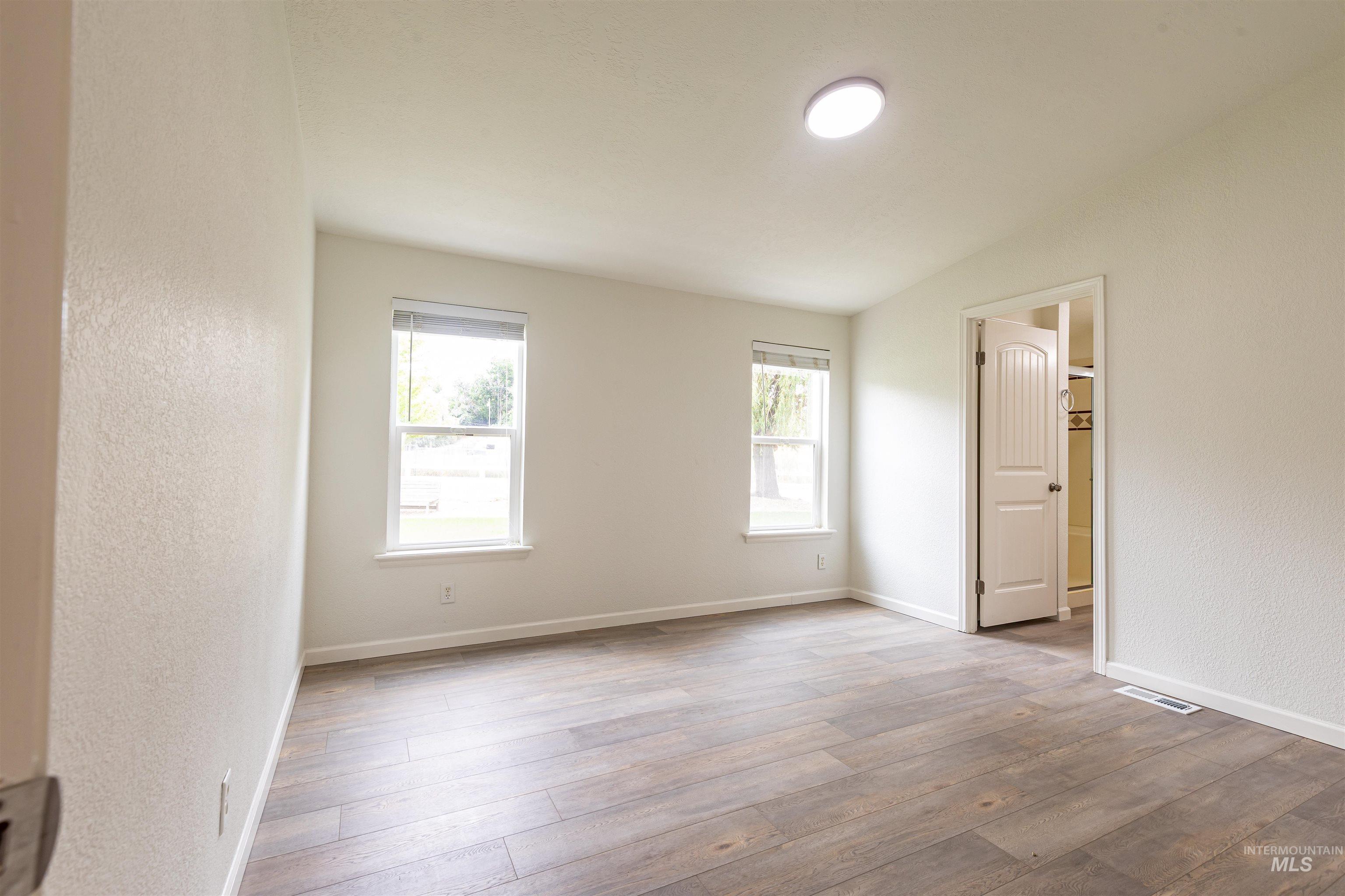 17028 Lower Pleasant Ridge Rd. Property Photo 8