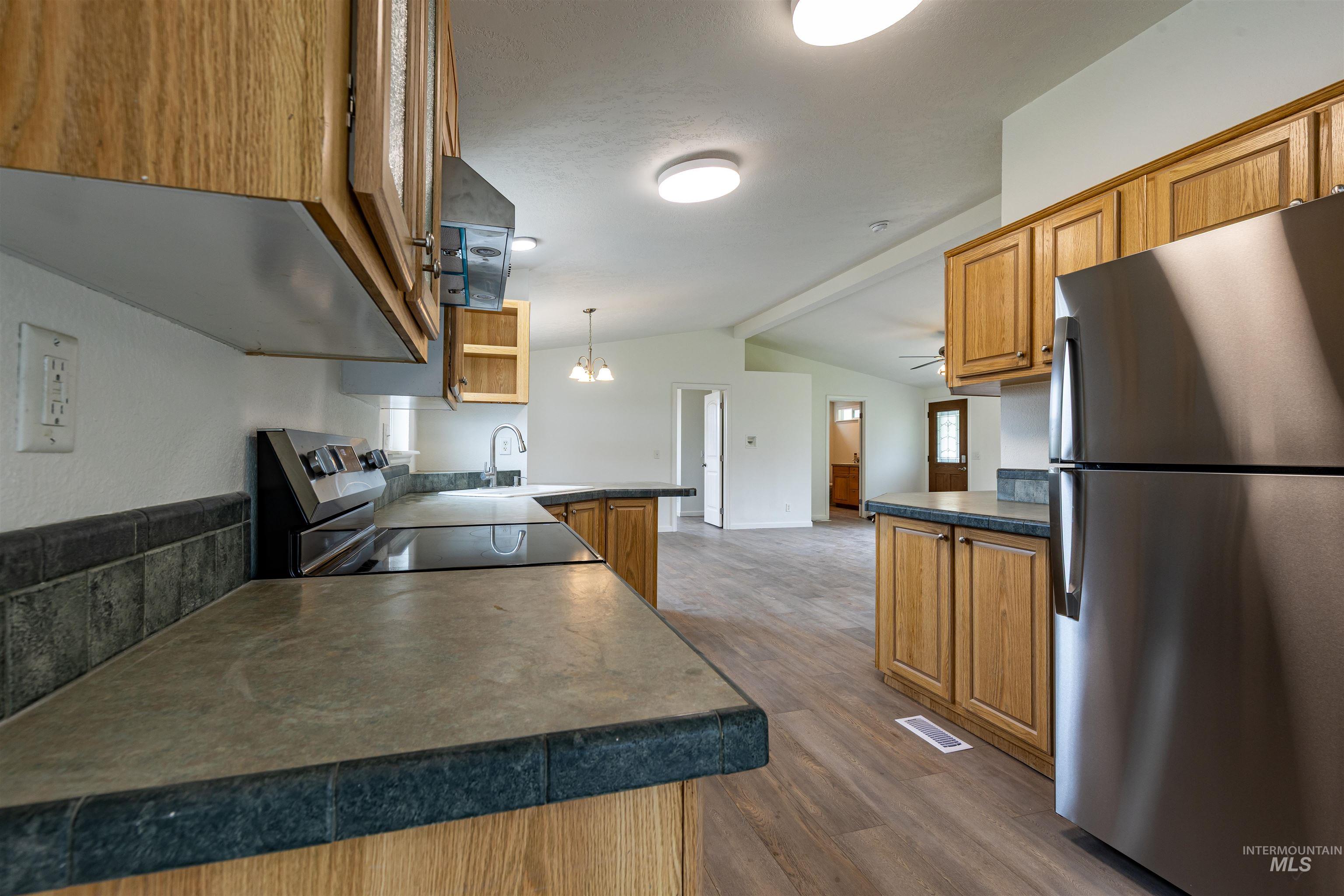 17028 Lower Pleasant Ridge Rd. Property Photo 15