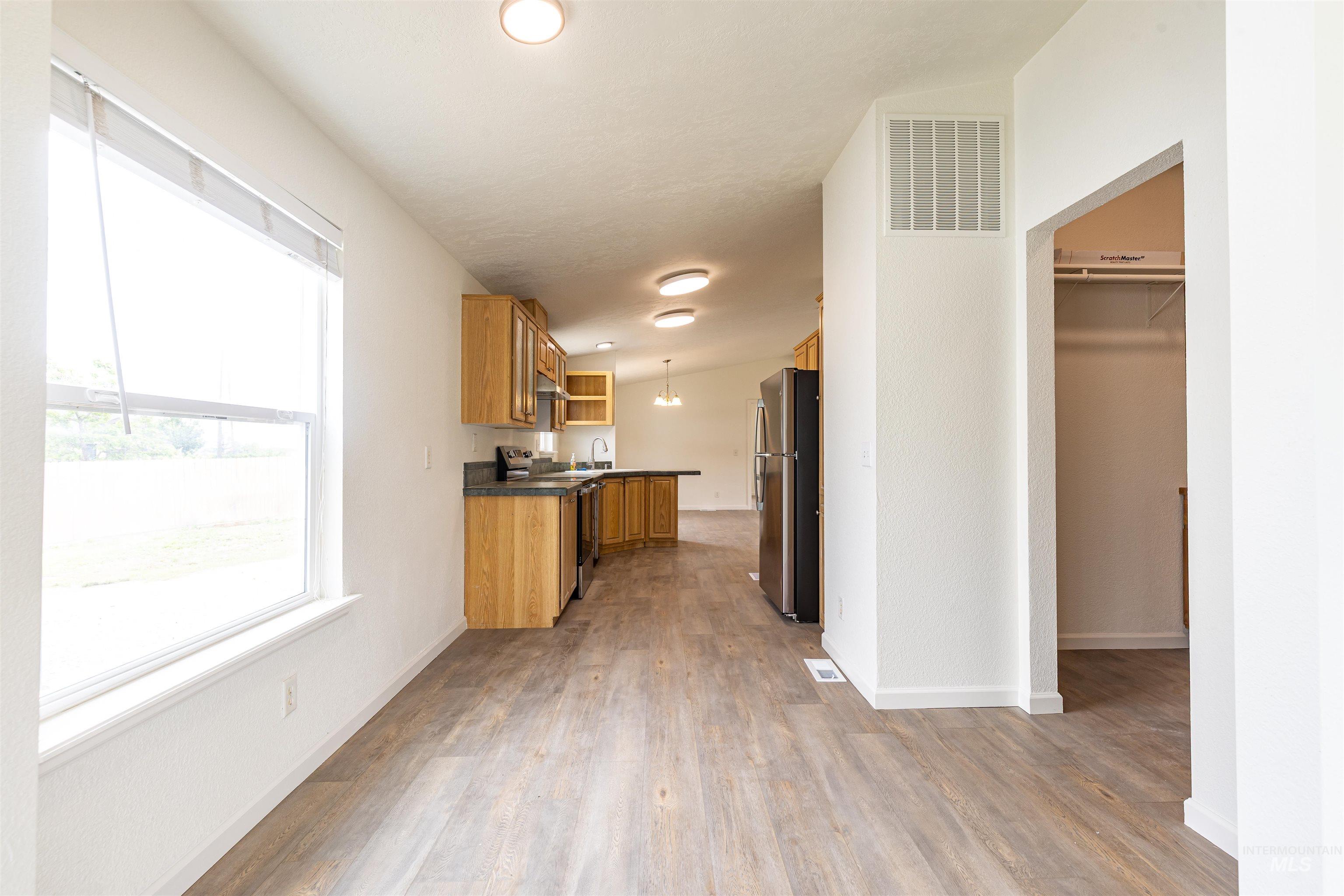 17028 Lower Pleasant Ridge Rd. Property Photo 16