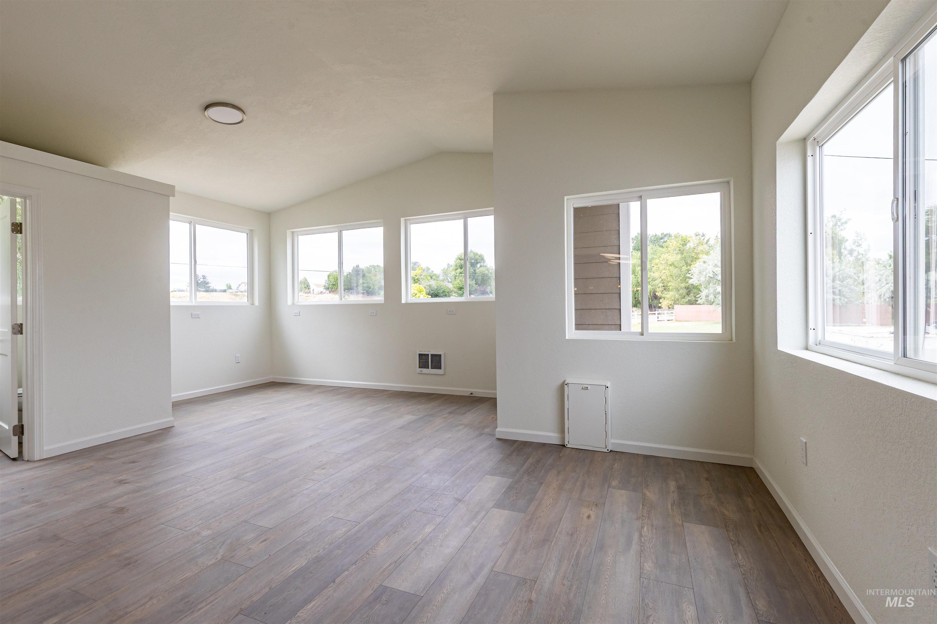 17028 Lower Pleasant Ridge Rd. Property Photo 17