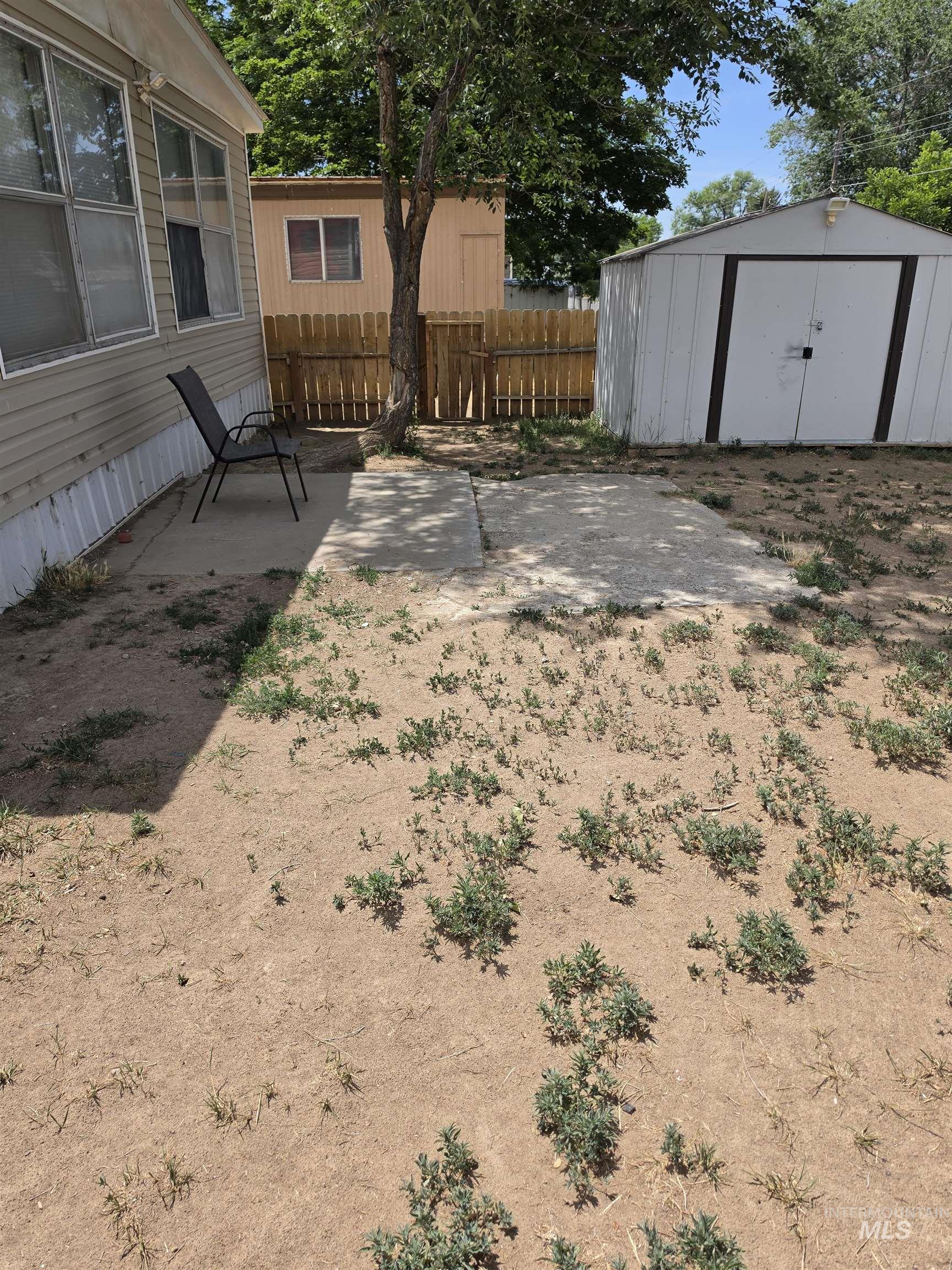 218 W Ave I Property Photo 33