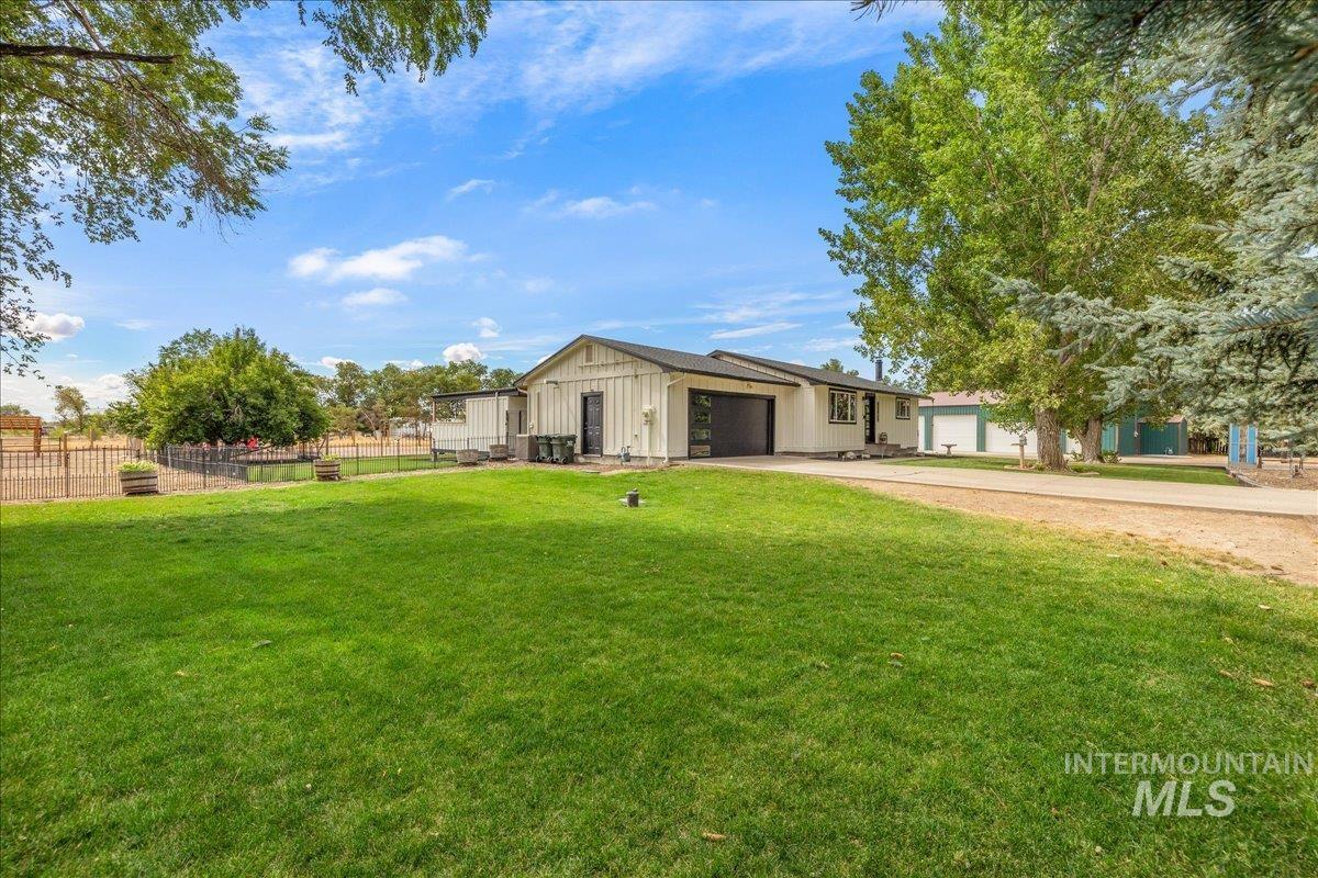 3582 Nw Dutton Way Property Photo 43