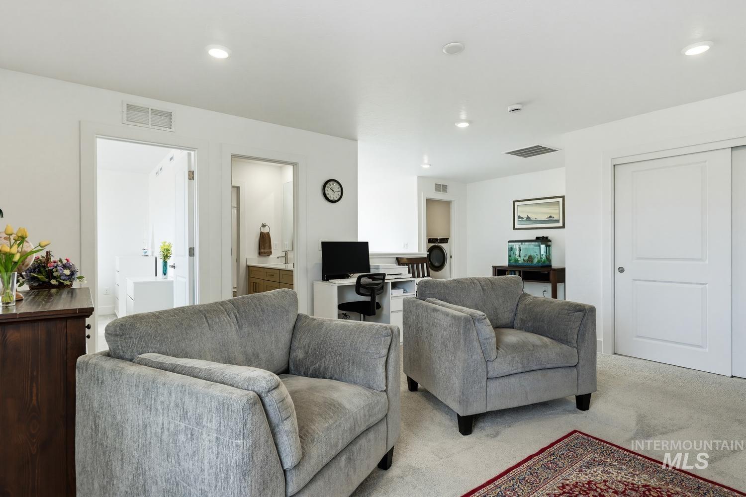 5433 E Terrace Falls Ct Property Photo 29