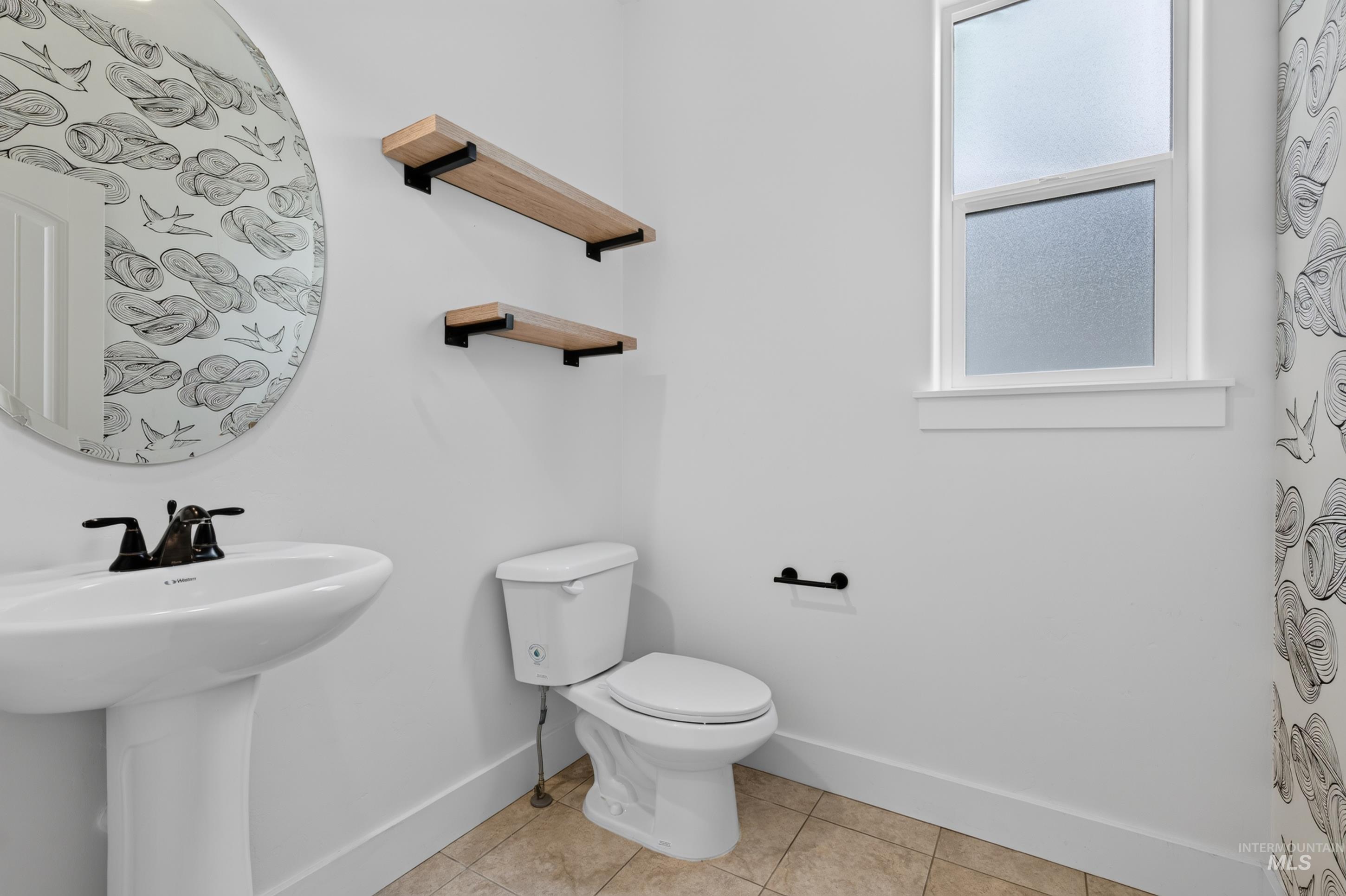 19135 N Glenisla Ave. Property Photo 17