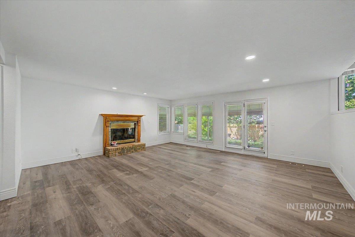 4375 N Marcliffe Pl Property Photo 18