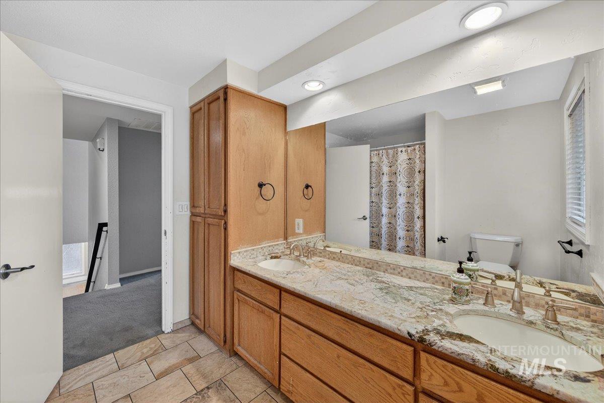 4375 N Marcliffe Pl Property Photo 31