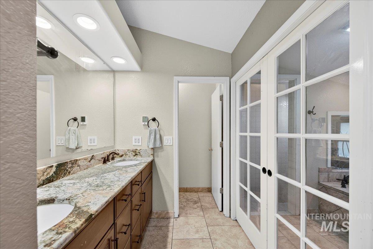 4375 N Marcliffe Pl Property Photo 34