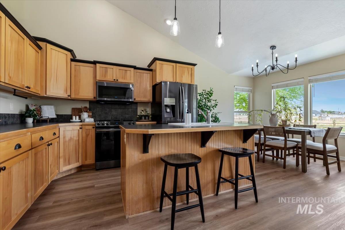 12840 Quail Run Ln. Property Photo 3