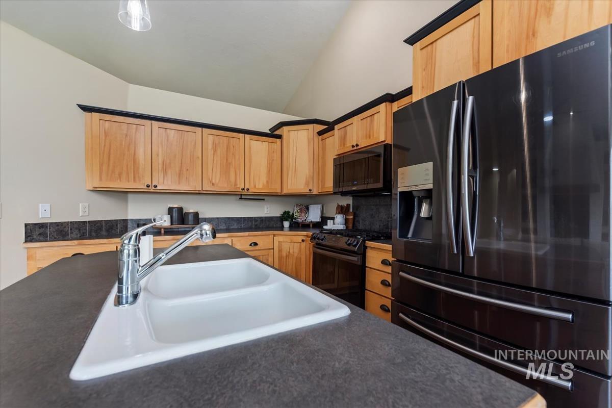 12840 Quail Run Ln. Property Photo 19
