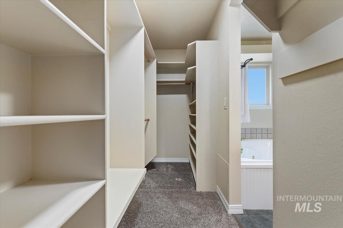 12840 Quail Run Ln. Property Photo 29