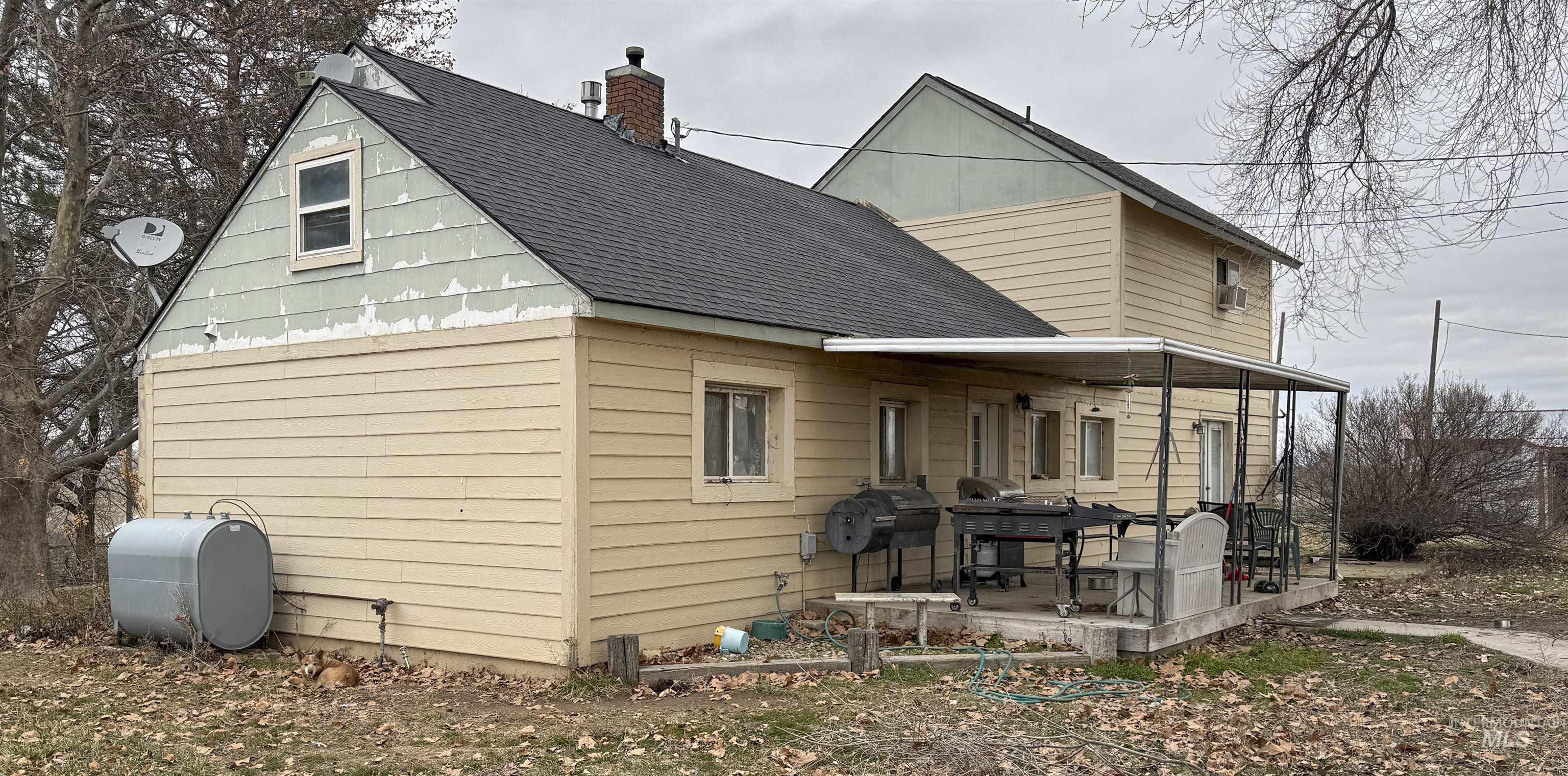 552 Eastway Lane Property Photo 3